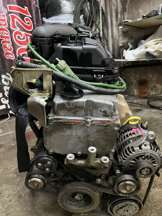 Продам двигатель от ниссана ноута .