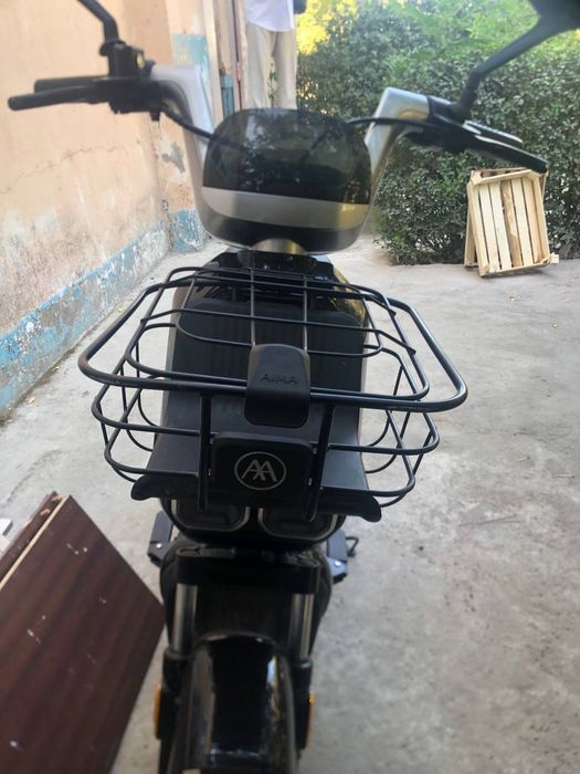 Продаю электро скутер AIMA в хорошем состоянии