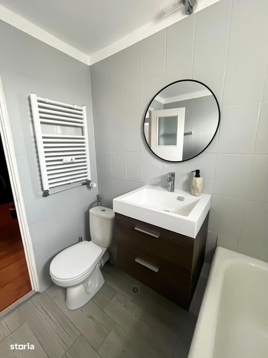 Apartament 3 camere Teiul Doamnei | 2 băi | Renovat | Mobilat | Boiler