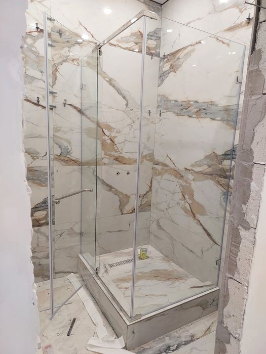 Душевые  перегородки шторки для ванн