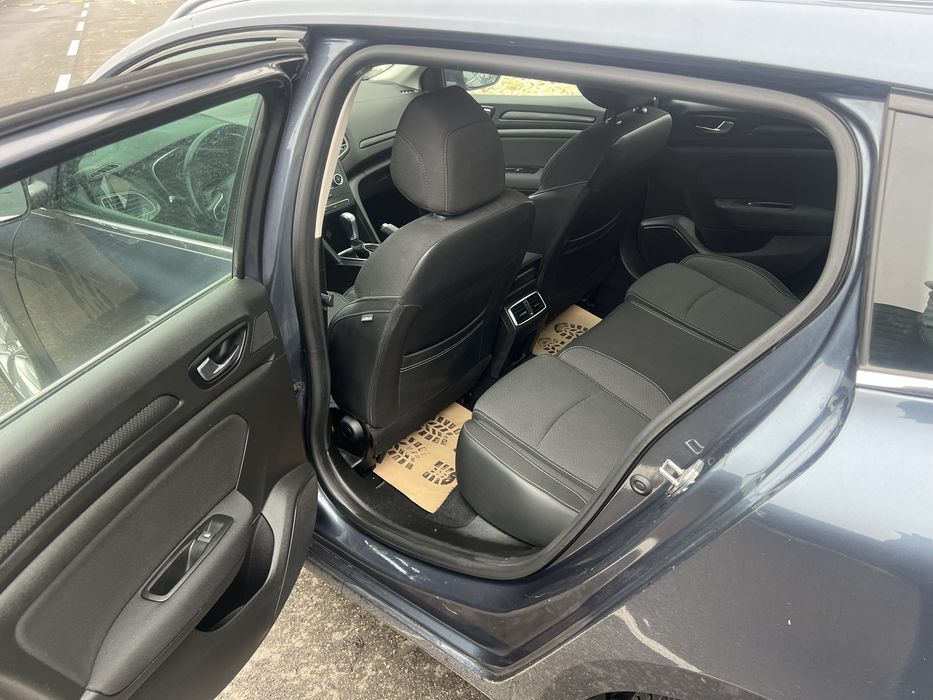 Renault / Megane 1.5 dCi Energy Business/ Euro 6  06.2018 Automata
