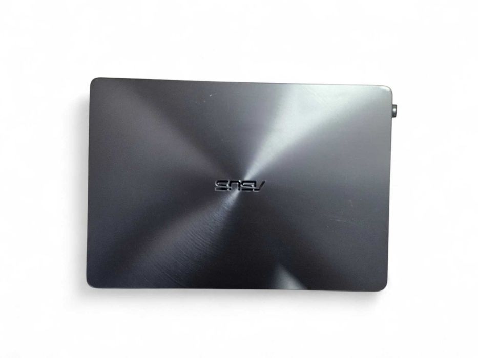 ASUS ZenBook UX430UA Signature Edition – i7, 16GB RAM, 512 GB SSD