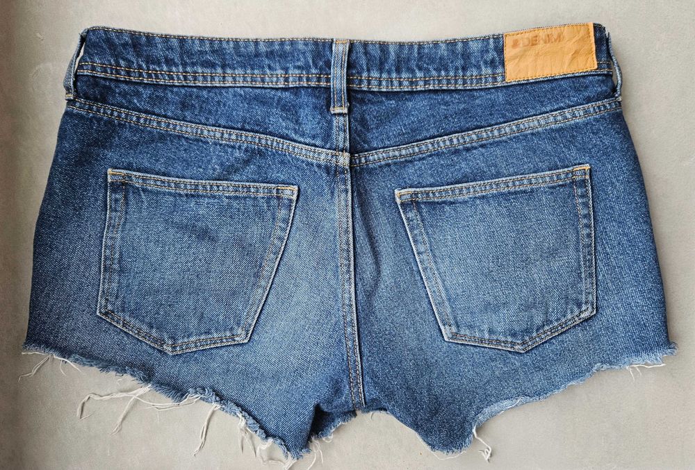 3 броя къси панталони H&M за 10лв общо