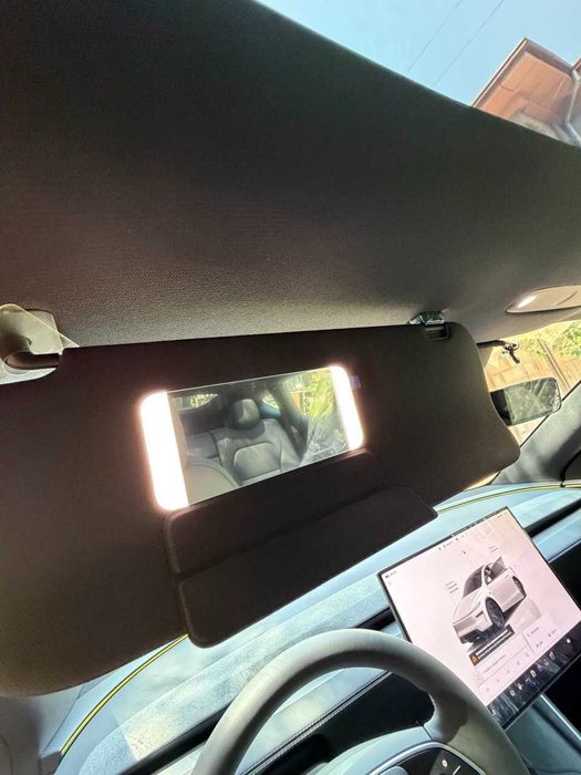 Tesla Model Y Juniper RWD PREMIUM | 02.2026  | Atigi 2,500 km