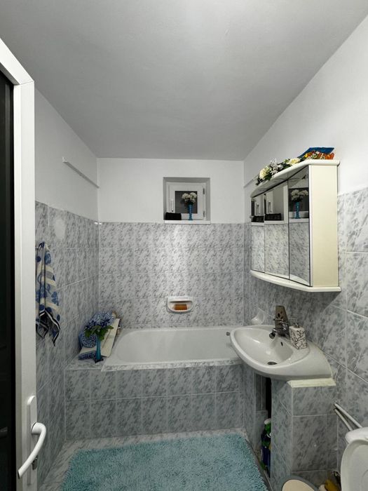 Apartament 2 camere, Etaj 4, Primaverii