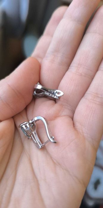 Нови сребърни обеци с цветни кристали и английско закопчаване