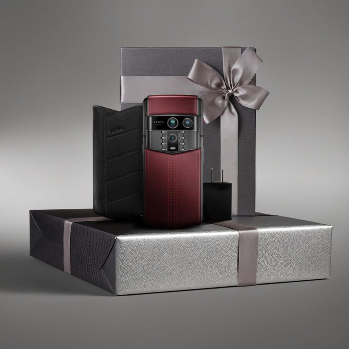 Vertu Agent Q - AI powered phone with active concierge services
