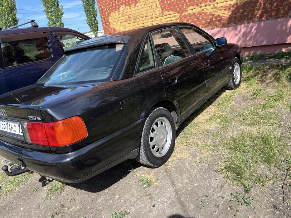 Продам Ауди 100 с4 2,6