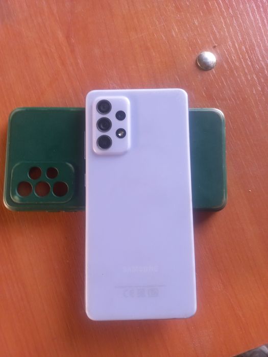 Продам телефон Самсунг А 52