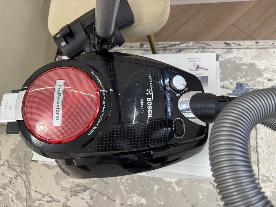 Срочно продам пылесос Bosch.Пылесос новый