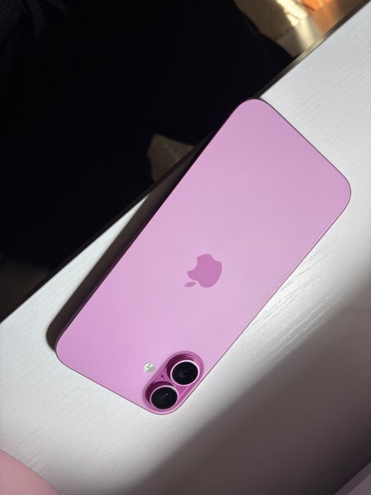 Iphone 16 plus roz