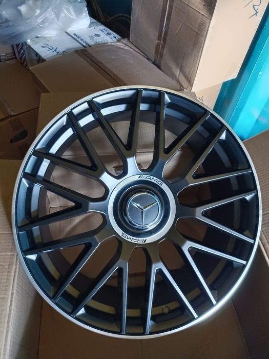 Мерс 20е разноширокие Amg