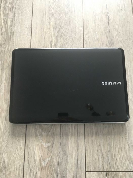 Samsung RV510 Възможност за добавяне на SSD 120GB + хард диска
