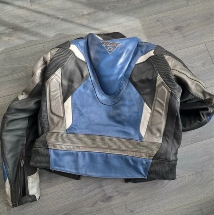 Costum moto din piele Büse Speed Squad – 2 piese – mărimea D50 / UK40