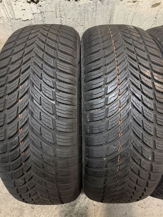 235/55/19 Nokian НОВИ 4бр дот21