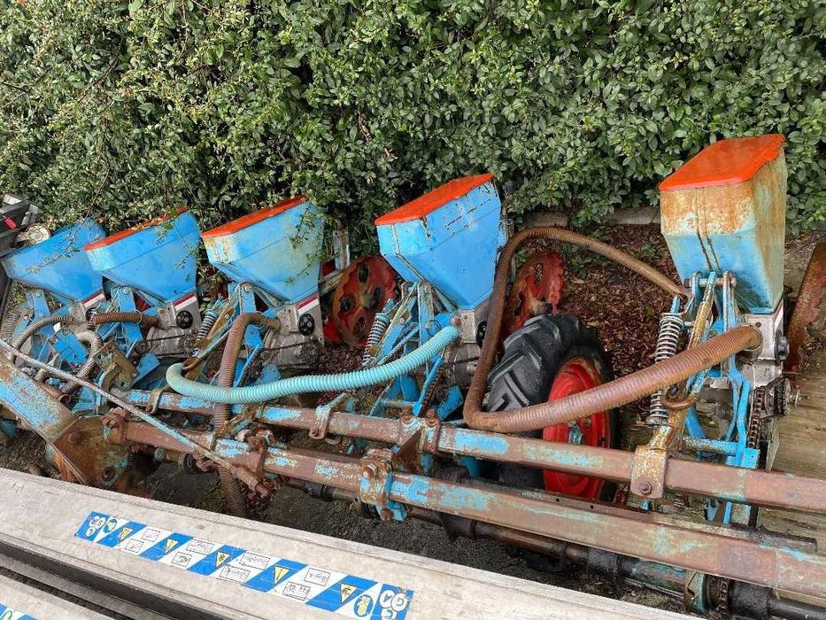 dezmembrez semanatoare monosem