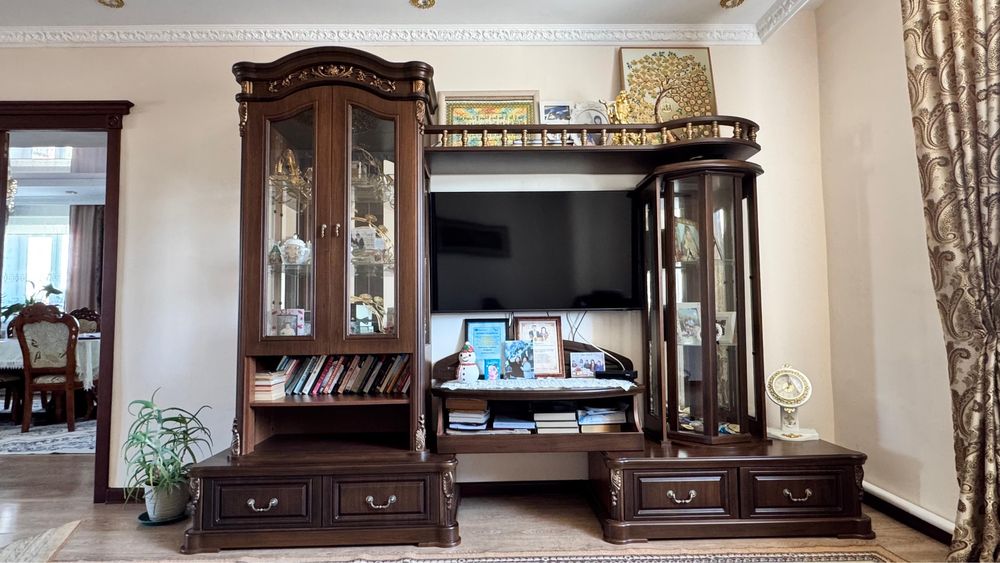 Шкаф под телевизор