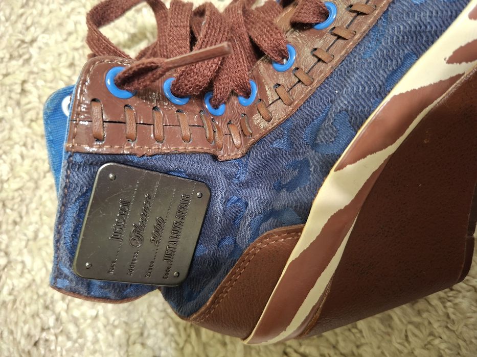 Изпратени!Много запазени обувки на Кавали