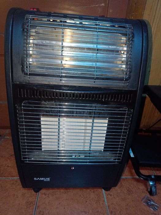 Soba pe gaz și curent electric