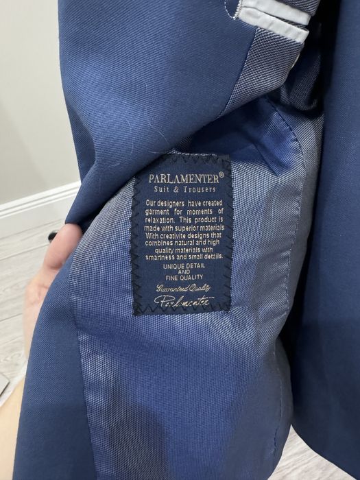 Костюм 44 размер, темно-синий