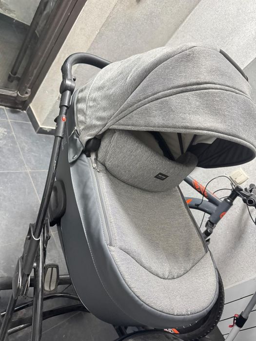 Детская коляска для двойней