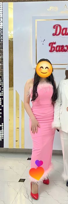 Көйлектер сатылады.