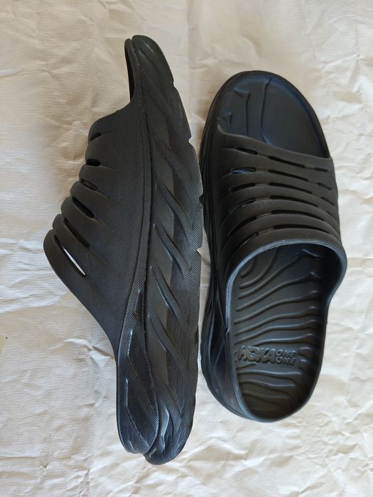 Papuci hoka one one