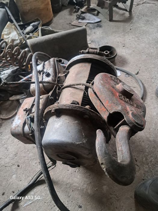 Продам два тельфера