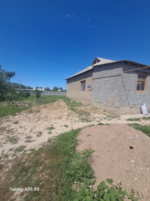 Уй сатылады тезарада