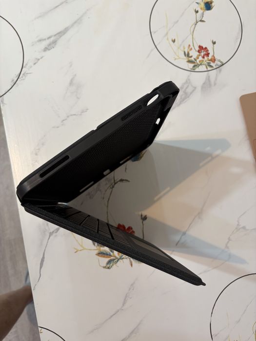 чехол клавиатура для Ipad