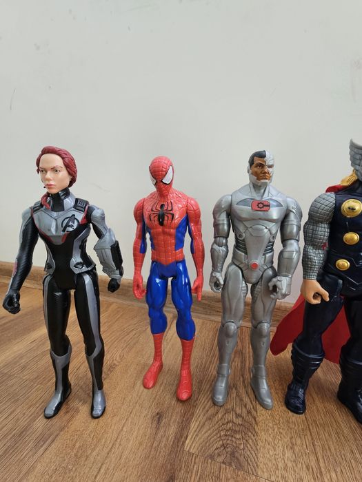 Екшън фигури Marvel (Hasbro 30см.)