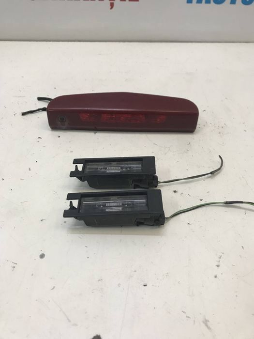 Lampa lampi stop frana auxiliar numar Opel Corsa D Astra H Originale