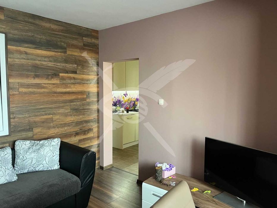 Дава се под наем Четиристаен апартамент в София, Банишора - 70 кв.м за 750 € - Снимка #2