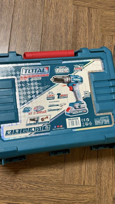 Аккумуляторная дрель-шуруповерт