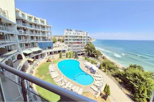 Продава се Двустаен апартамент в Бяла - 141 кв.м за 993 €/кв.м - Снимка #3