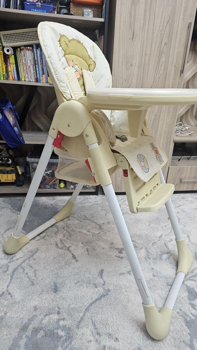 Детский стульчик для кормления
