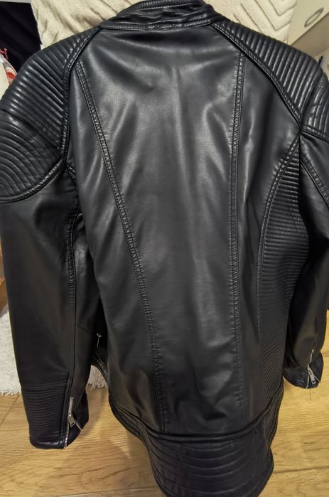 Кожено яке ново 3XL, 35лева, изкуствена кожа дамско.