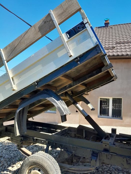 Carosată de vânzare