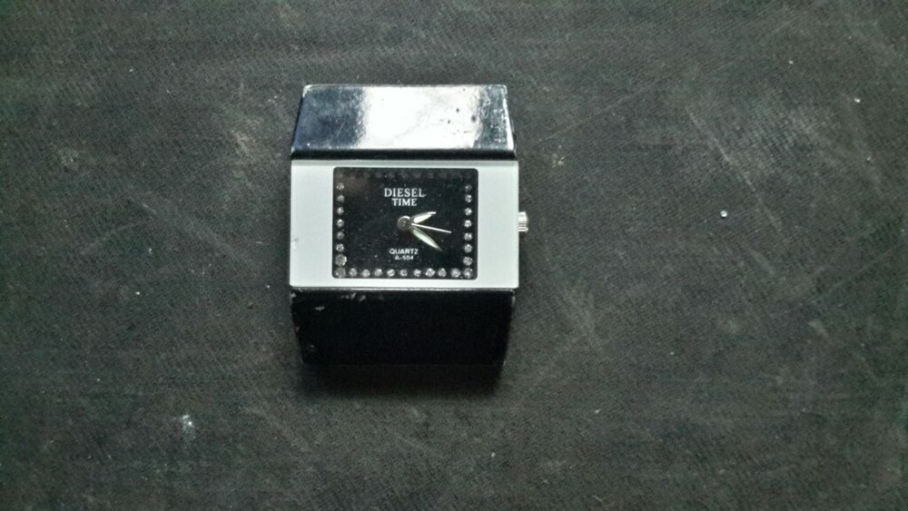 Часы мужские отличные