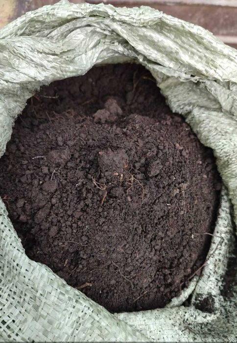 Чернозём горный в мешках 1000тг, плодородная отличная земля