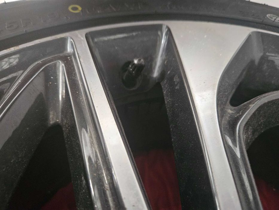 Janta aliaj 19" Hyundai Tucson + anvelopa noua + sensor
