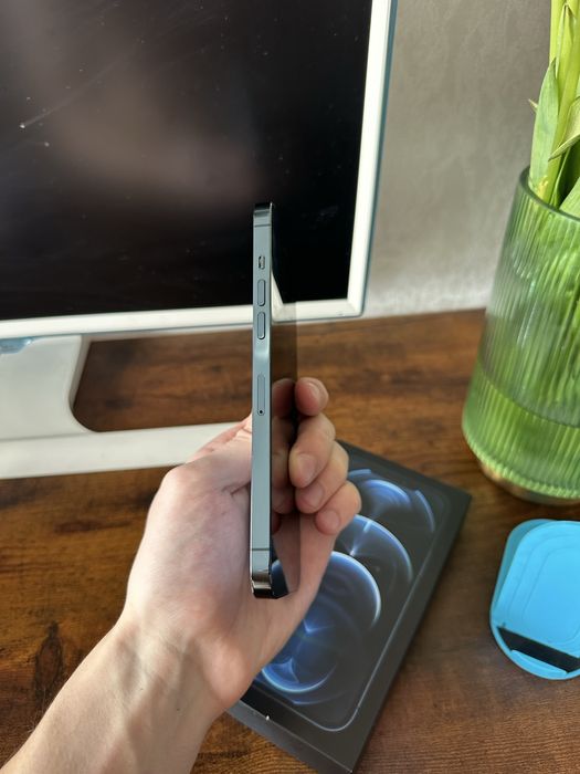 Iphone 12 pro max без ремонта айфон