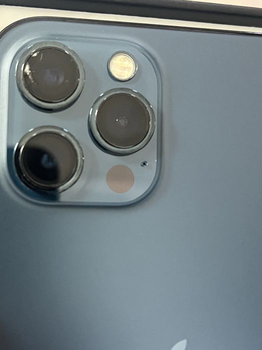 Iphone 12 pro max (256,80)