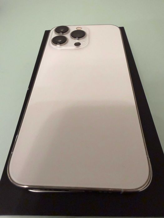 iPhone 13 Pro 256GB - перфектно състояние