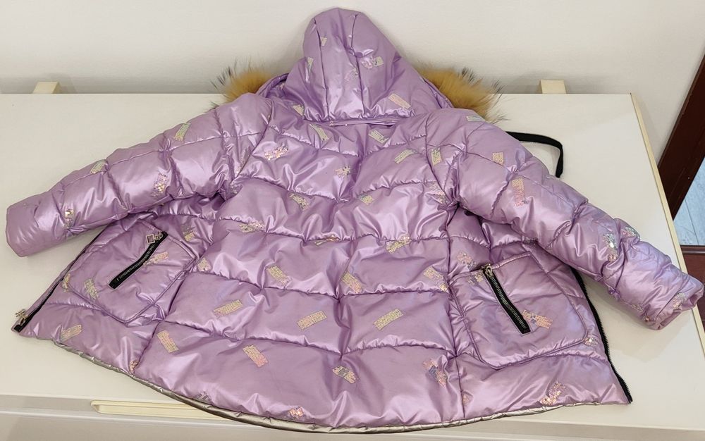 Продам зимнюю куртку на девочку
