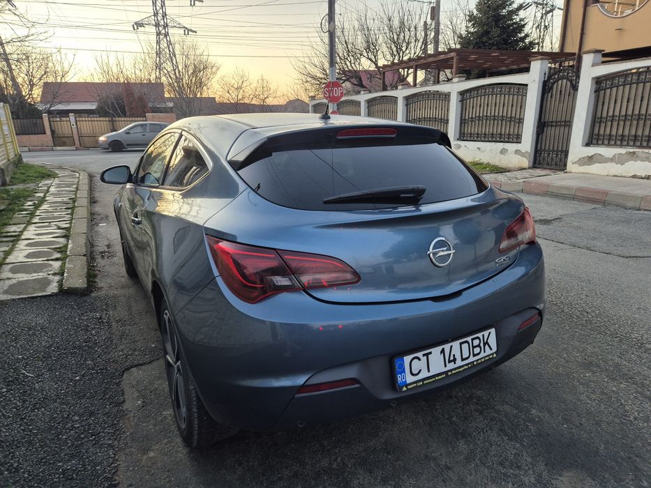 Vand opel astra gtc