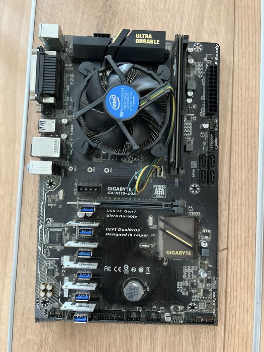 Placă de bază Gigabyte GA-H110-D3A *procesor si cooler stock Intel