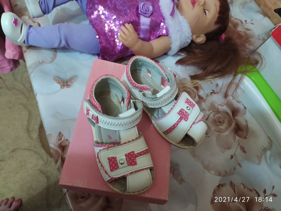 Сандали для девочки