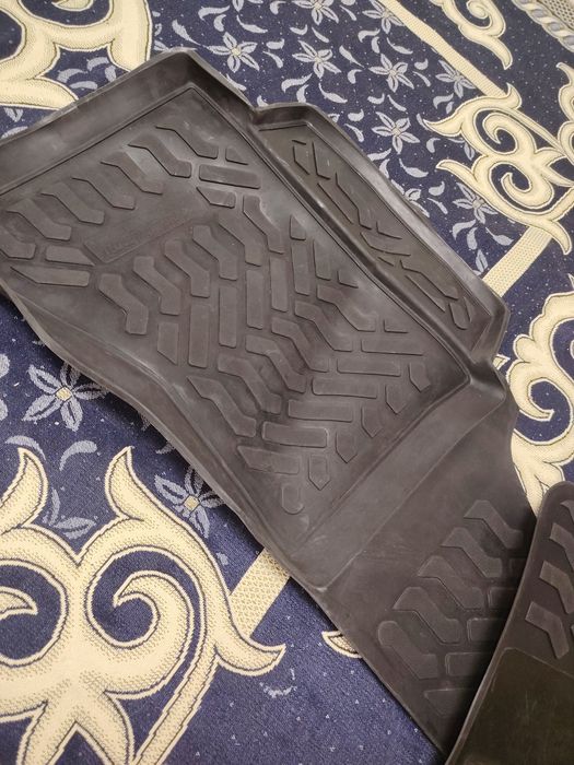 Полик продам за 7500ттт