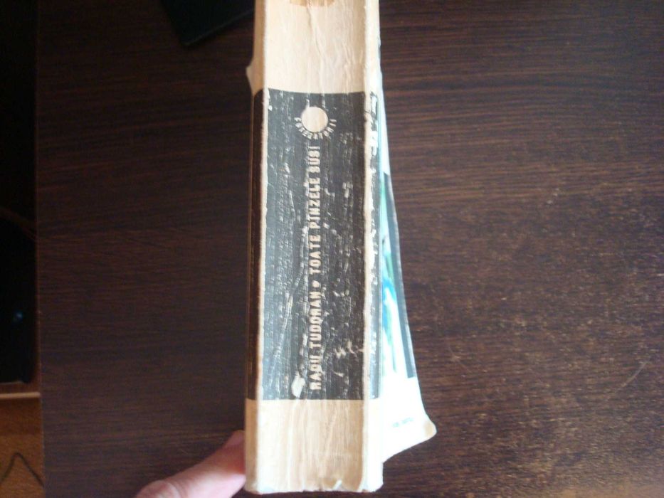 Carte Toate panzele sus de Radu Tudoran